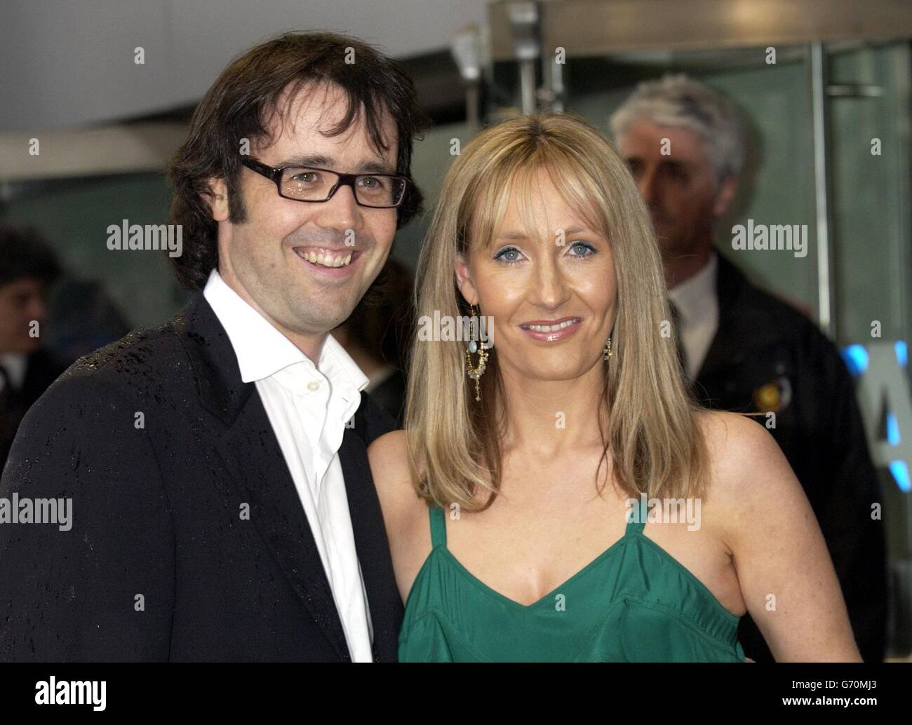 JK Rowling and her husband Neil Murray arrive for the UK premiere of Harry Potter And The Prisoner of Azkaban at the Odeon Leicester Square in Central London, the third film from author JK Rowling's series of books on the boy wizard. 24/7/04: Harry Potter author JK Rowling announced, that she is expecting her third child next year. The best-selling author, 38, used her website to break the news and told fans she was 'delighted'. Stock Photo