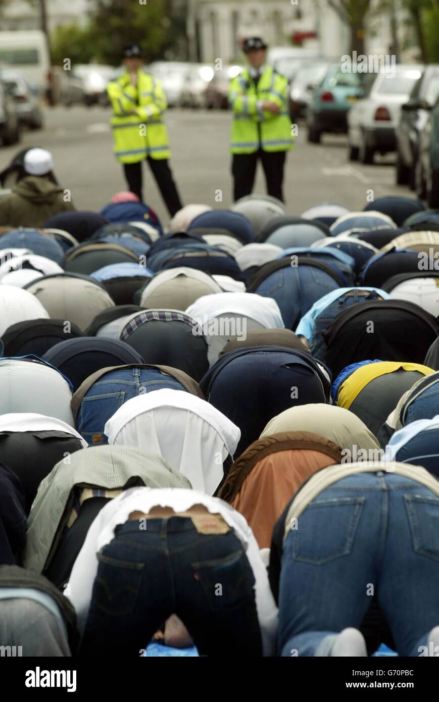 Muslim street prayers hi-res stock photography and images - Alamy