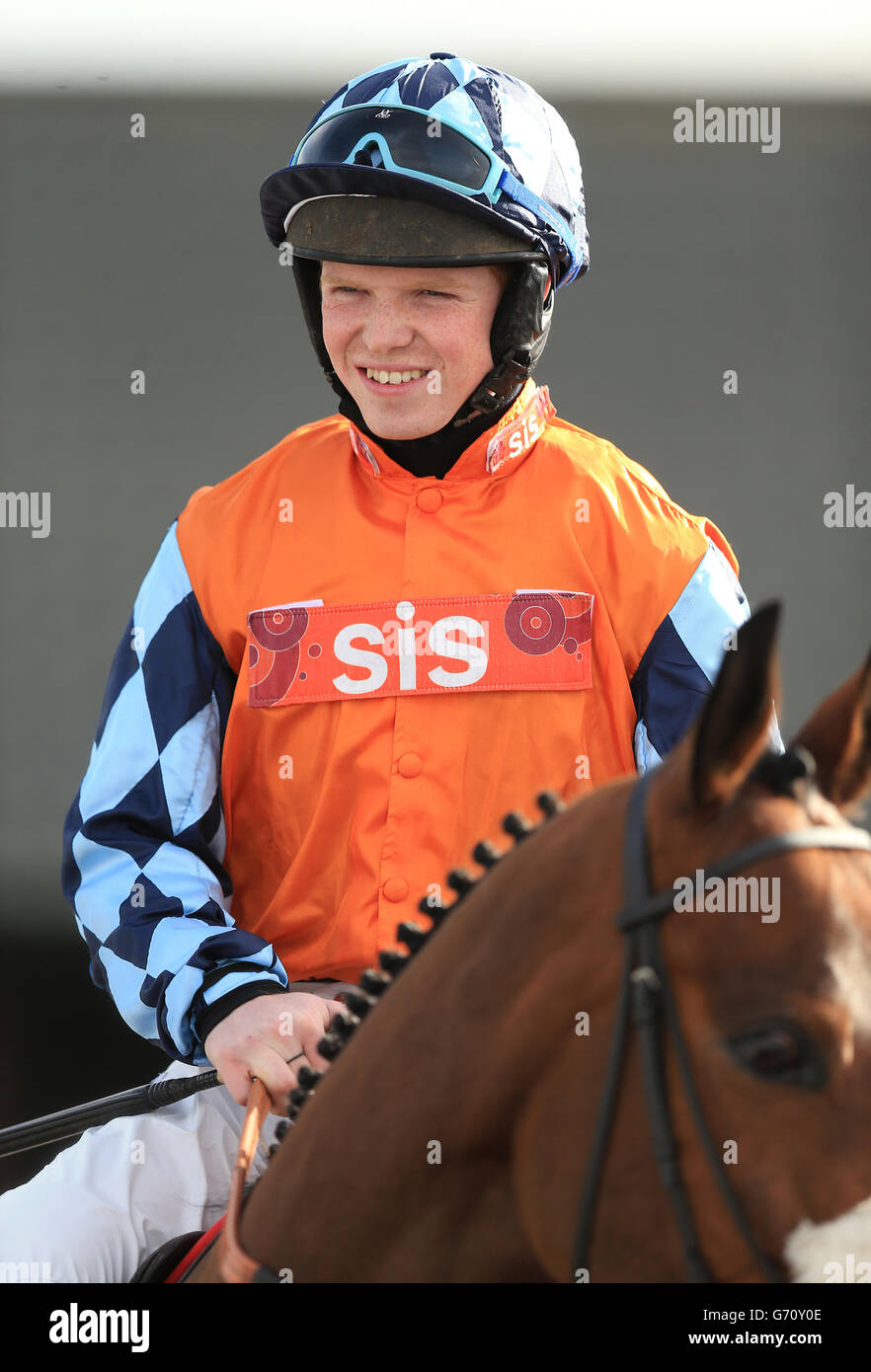 Horse racing national hunt afternoon racing southwell racecourse hi-res ...