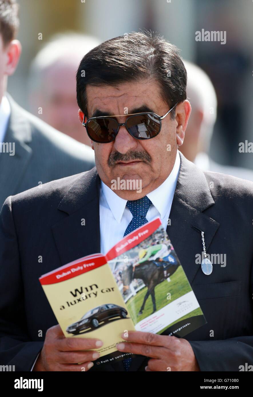 Horse Racing - Dubai Duty Free Weekend - Newbury Stock Photo - Alamy