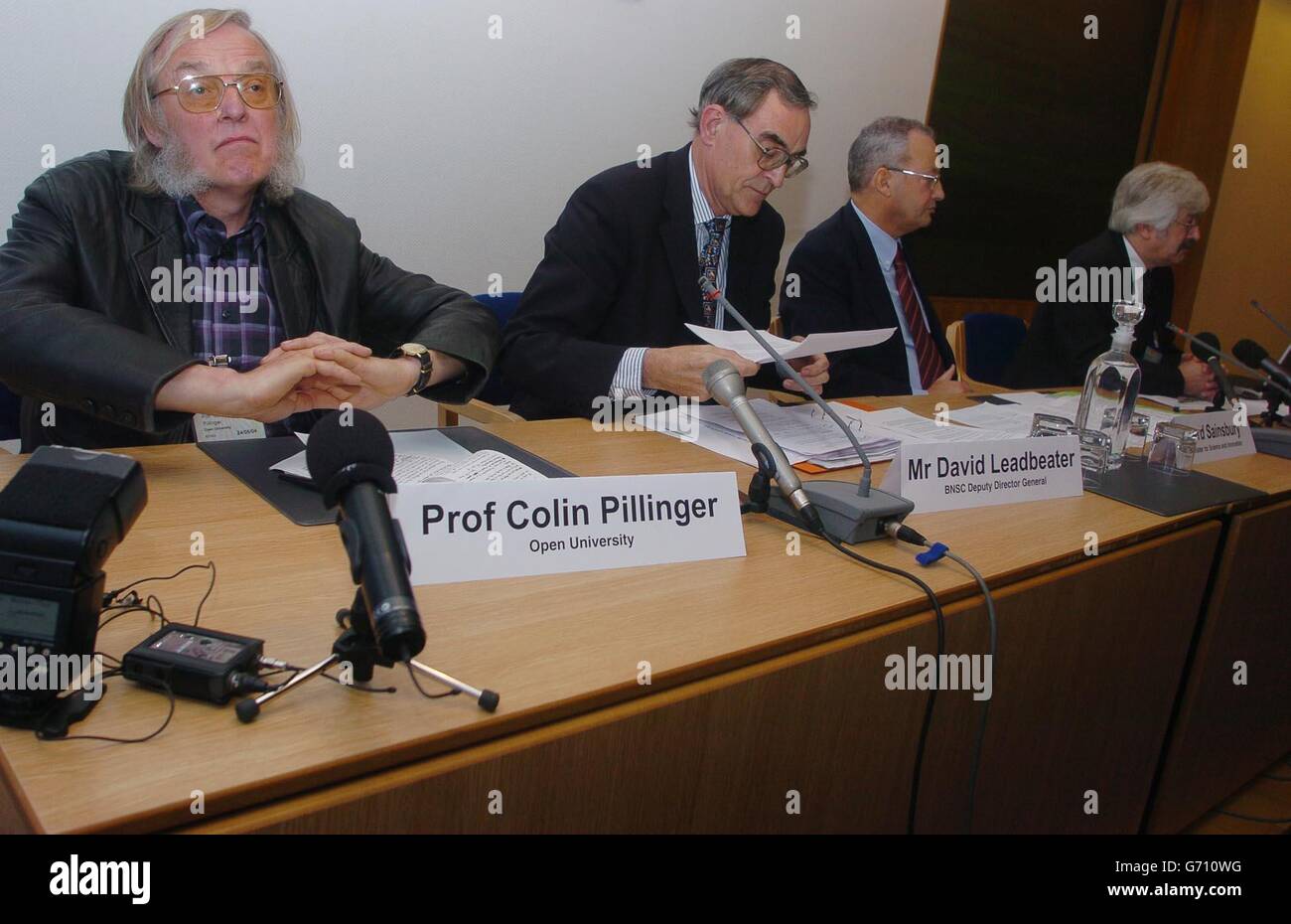 (From leftright) The Head of Sciences Research Institute at