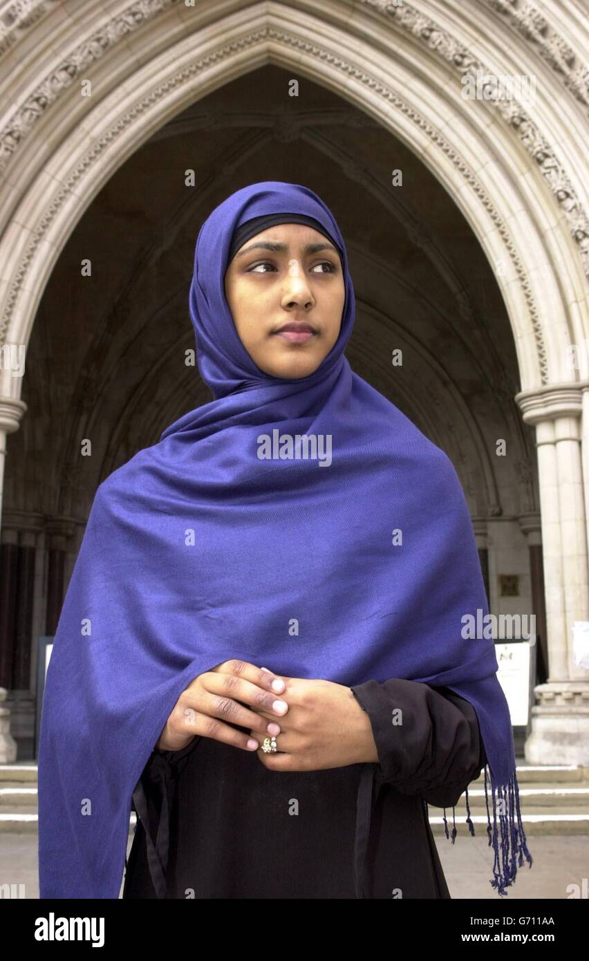 Shabina Begum, aged 15, at the High Court in London where she is fighting to be allowed to wear her jilbab, the traditional head wear of her faith, at school. Shabina is not allowed to attend Denbeigh High School, in Luton, while she is wearing the headscarf. Stock Photo