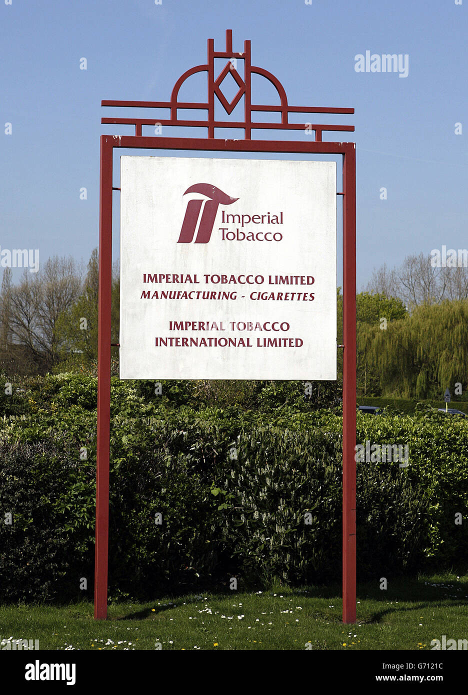 imperial tobacco international limited Imperial tobacco factory hi-res stock photography and images