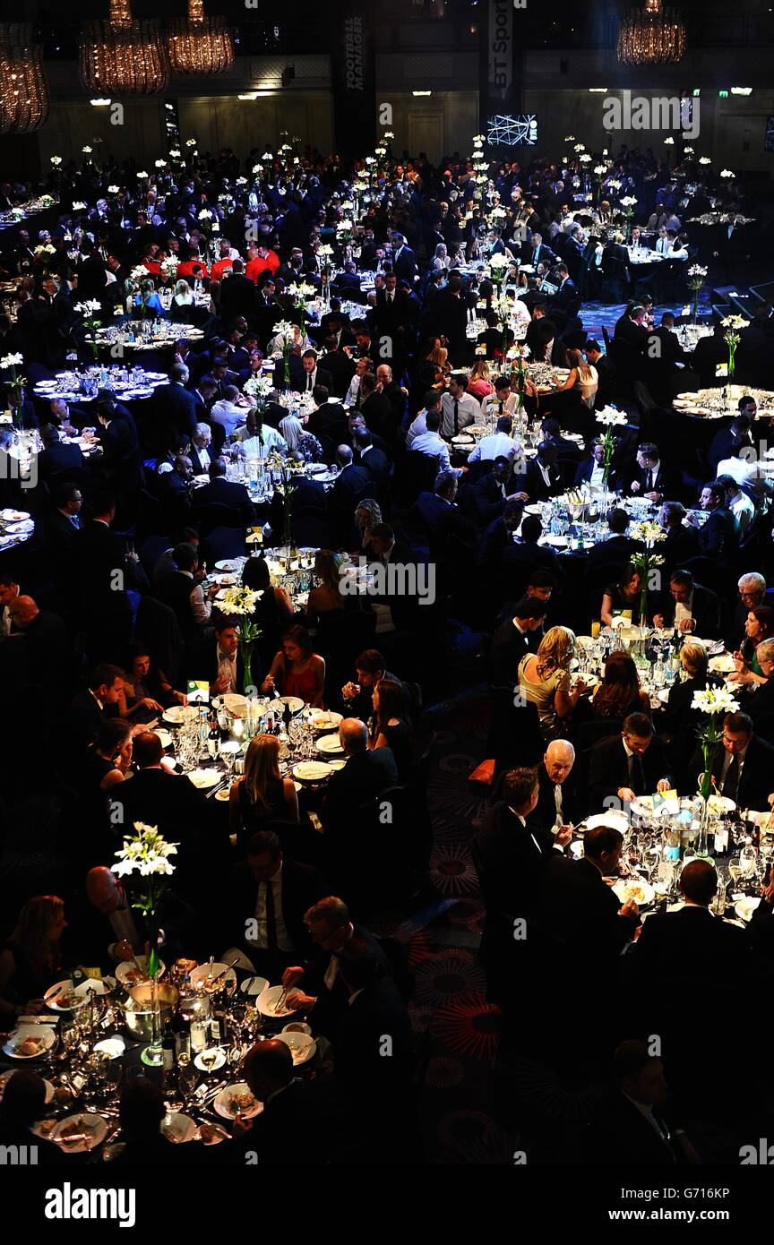 Guests at their tables during the PFA Player of the Year Awards 2014, at the Grosvenor House Hotel. London. Stock Photo