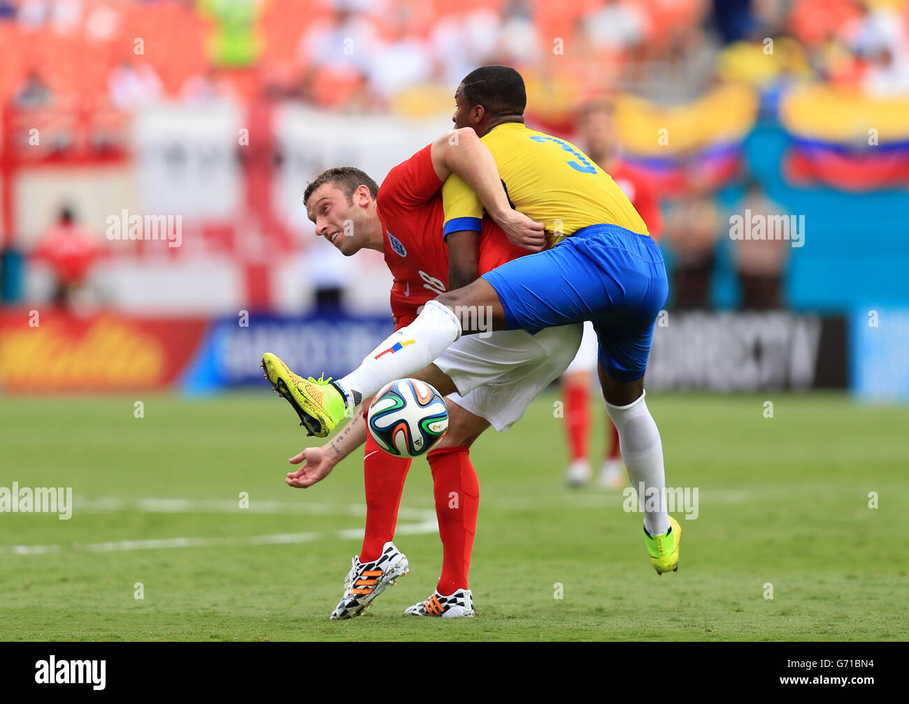 Soccer - World Cup 2014 - Miami Training Camp - England v Ecuador - Sun Life Stadium Stock Photo