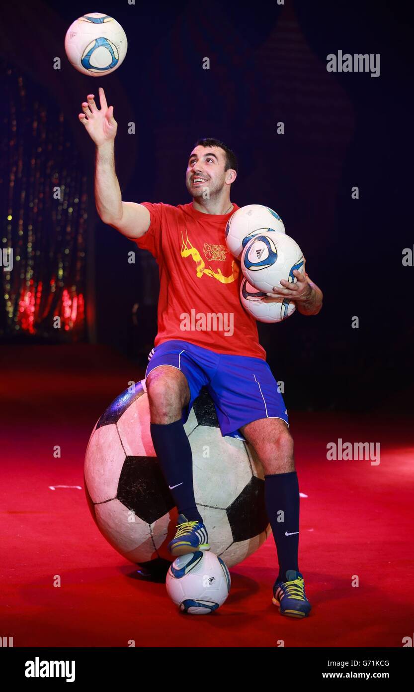 Football juggling record attempt Stock Photo Alamy