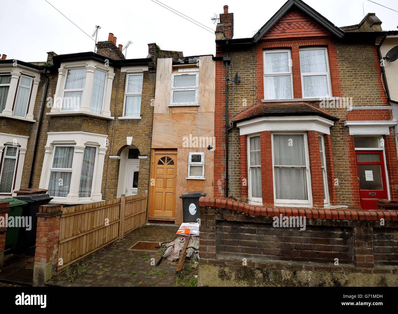a-six-foot-wide-narrow-wooden-house-built-without-planning-permission-on-manor-road-leyton-in