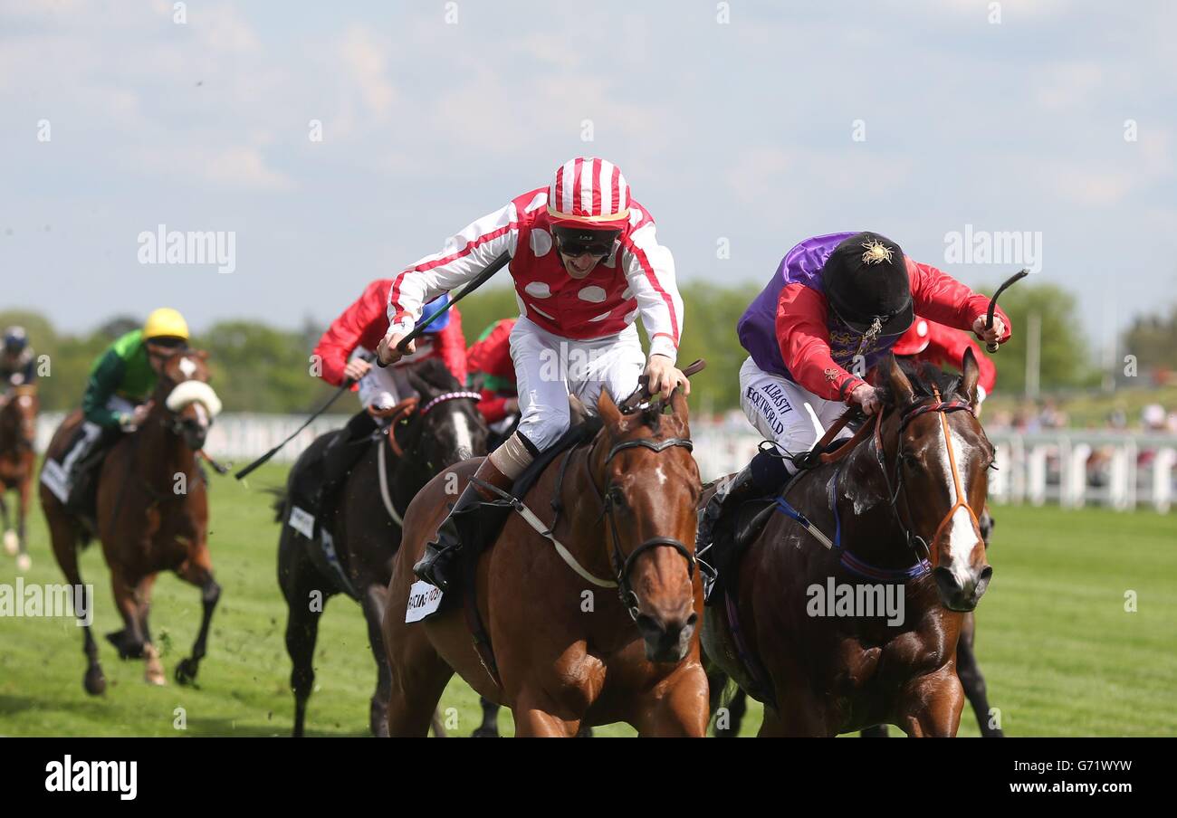 Horse Racing Discover Ascot Raceday Ascot Racecourse Stock Photo