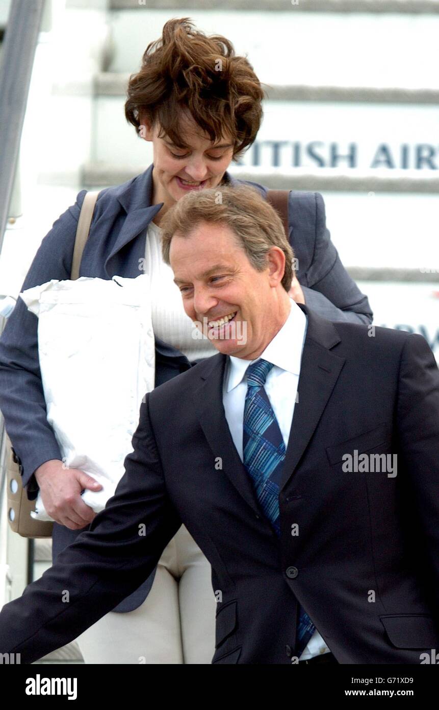 Tony Blair and his wife Cherie Stock Photo - Alamy