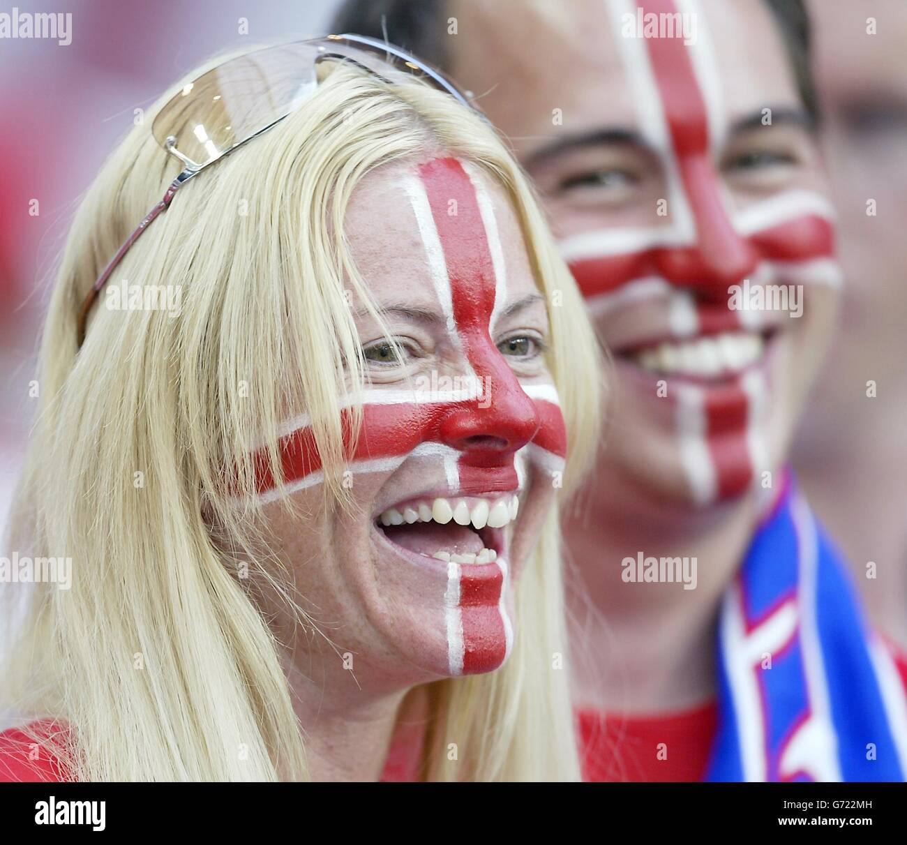 England fans in the Estadio de Luz, Lisbon, Portugal, ahead of the Euro 2004 group B match against Croatia. Stock Photo