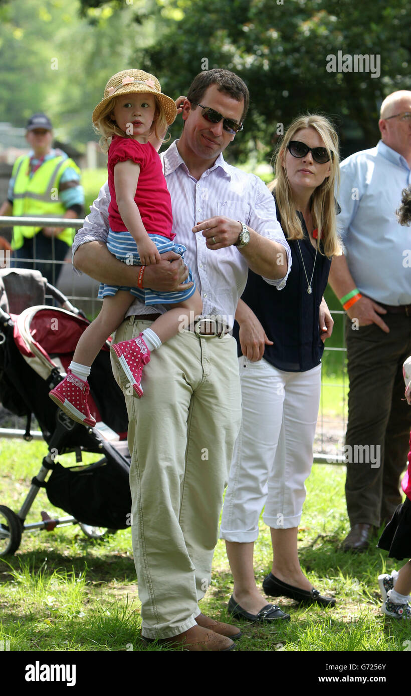 Peter and Autumn Phillips (3rd left) with their daughter Savannah (left ...