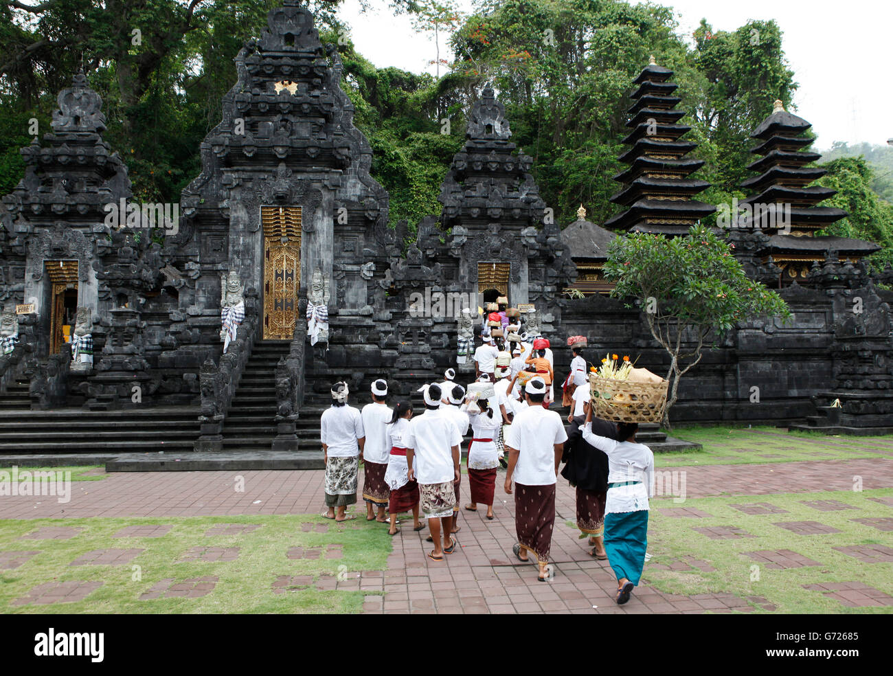 Religious ceremony at a temple in front of the bat cave, Goa Lawah, Bali, Indonesia, Southeast Asia, Asia Stock Photo