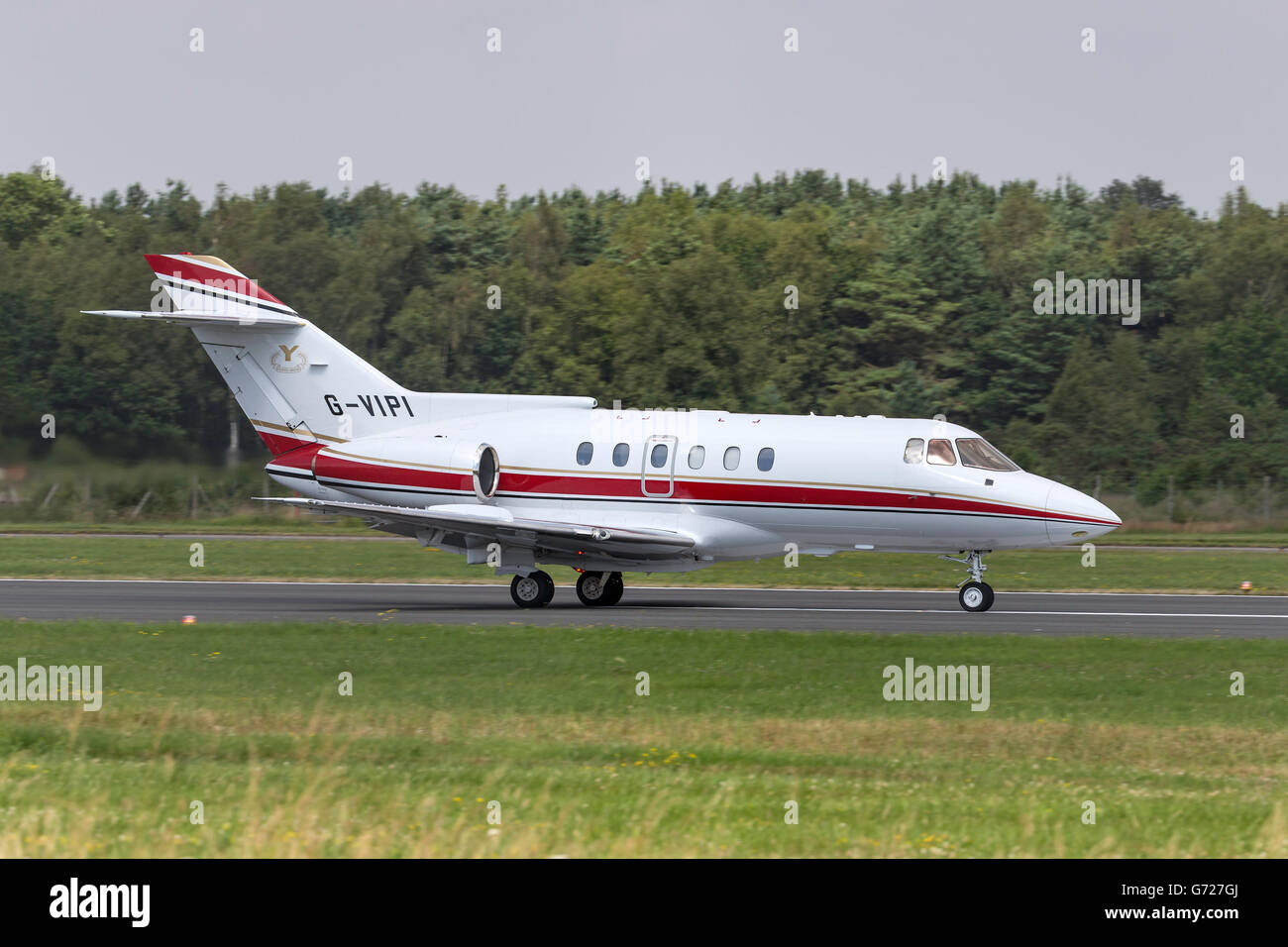 British Aerospace BAe-125 (Hawker 800) business jet (G-VIPI) at Farnborough Airport. Stock Photo