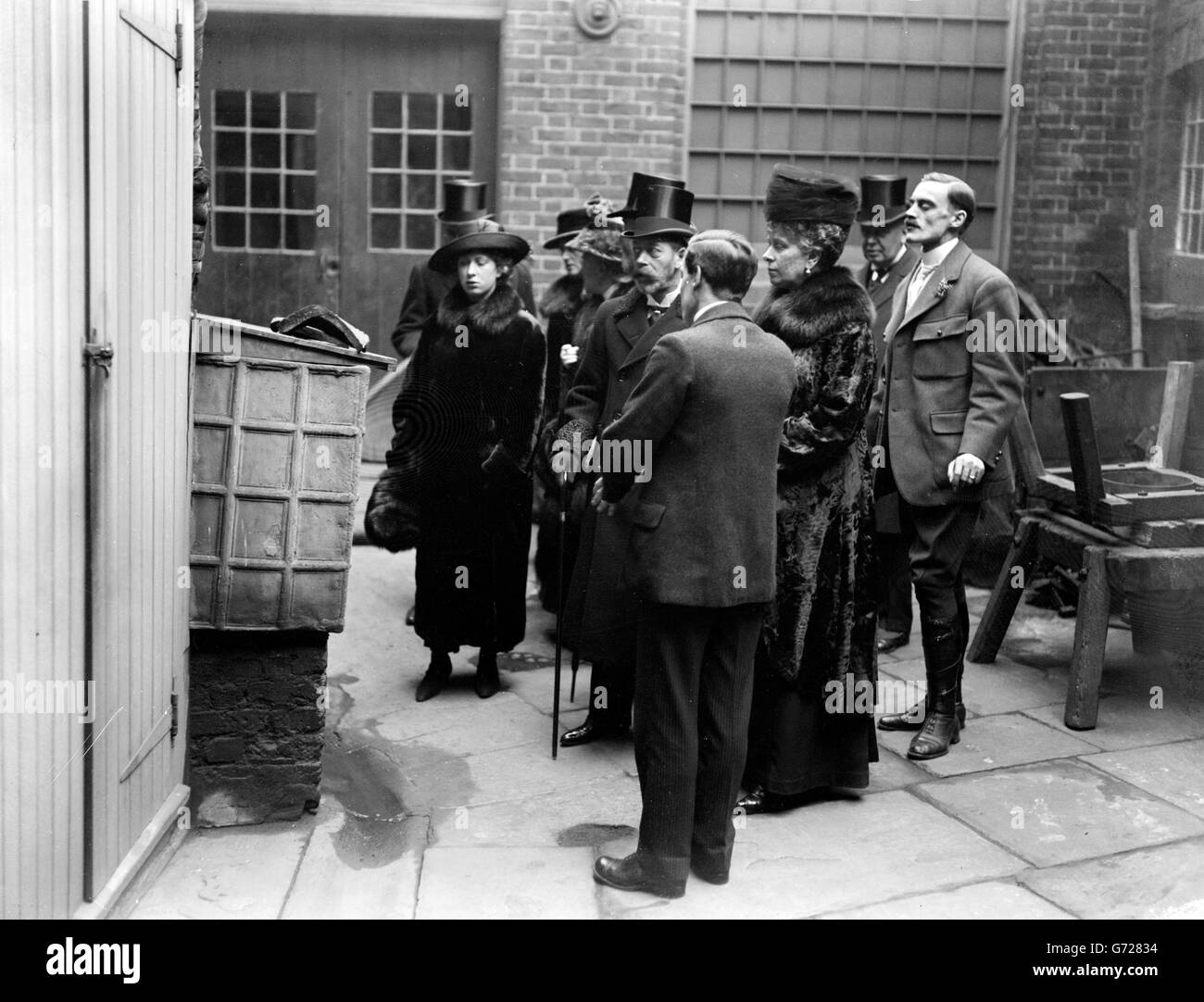 King George V with Queen Mary (right) and Princess Mary (left) during a ...