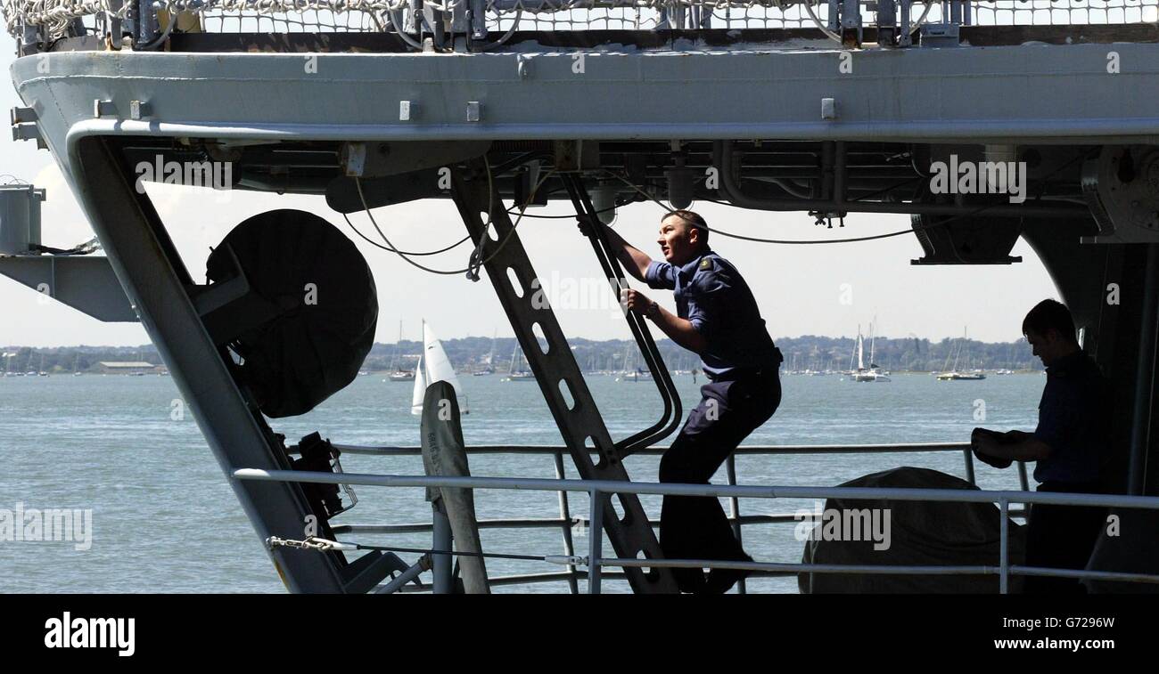 HMS Nottingham Stock Photo Alamy
