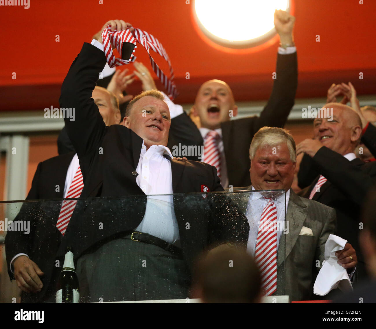 Rotherham's manager Steve Evans celebrates in the stand at the end of the game Stock Photo