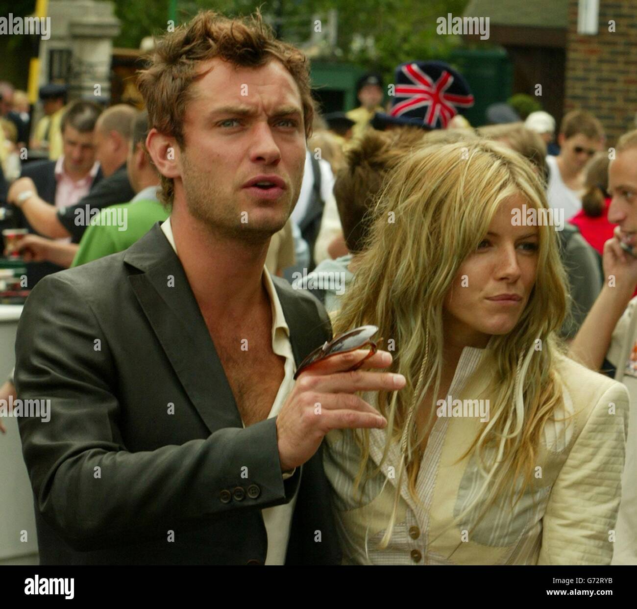 Jude Law and Sienna Miller Wimbledon 2004 Stock Photo Alamy