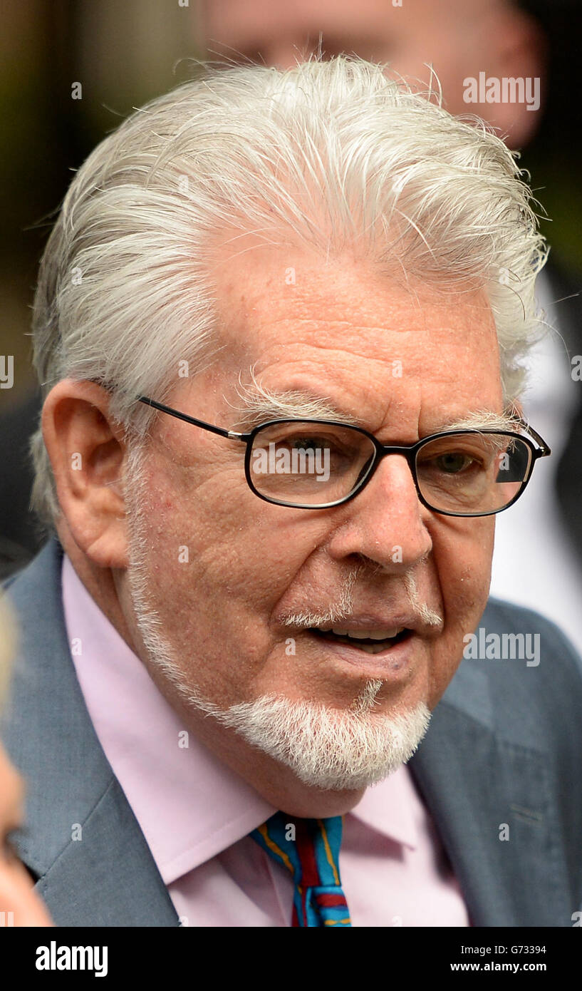Veteran entertainer Rolf Harris arrives at Southwark Crown Court, London, where he denies 12 counts of indecent assault between 1968 and 1986. Stock Photo