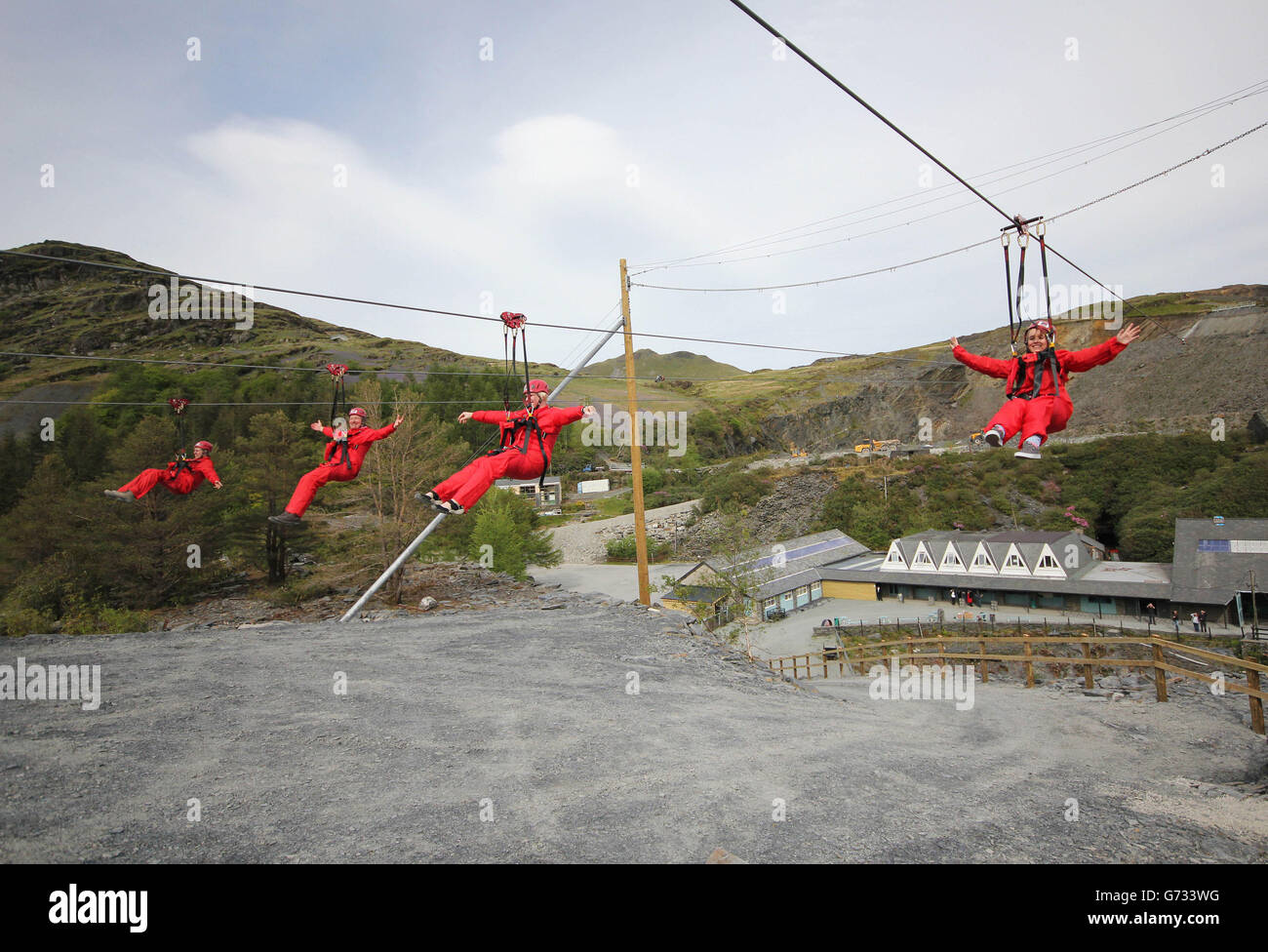 New zip line in snowdonia hires stock photography and images Alamy