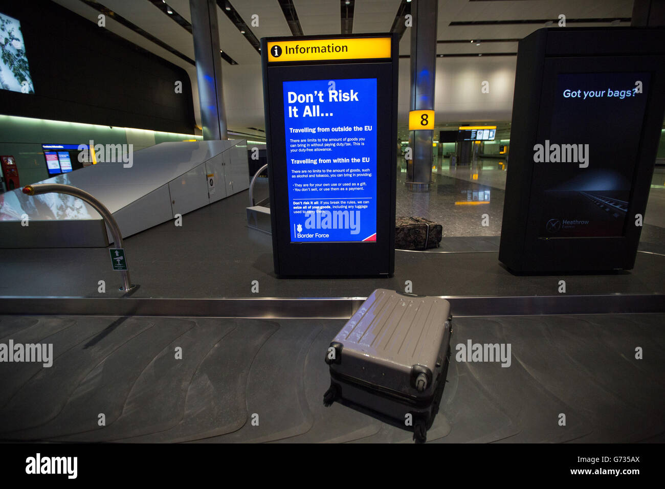 Baggage reclaim heathrow airport hires stock photography and images Alamy