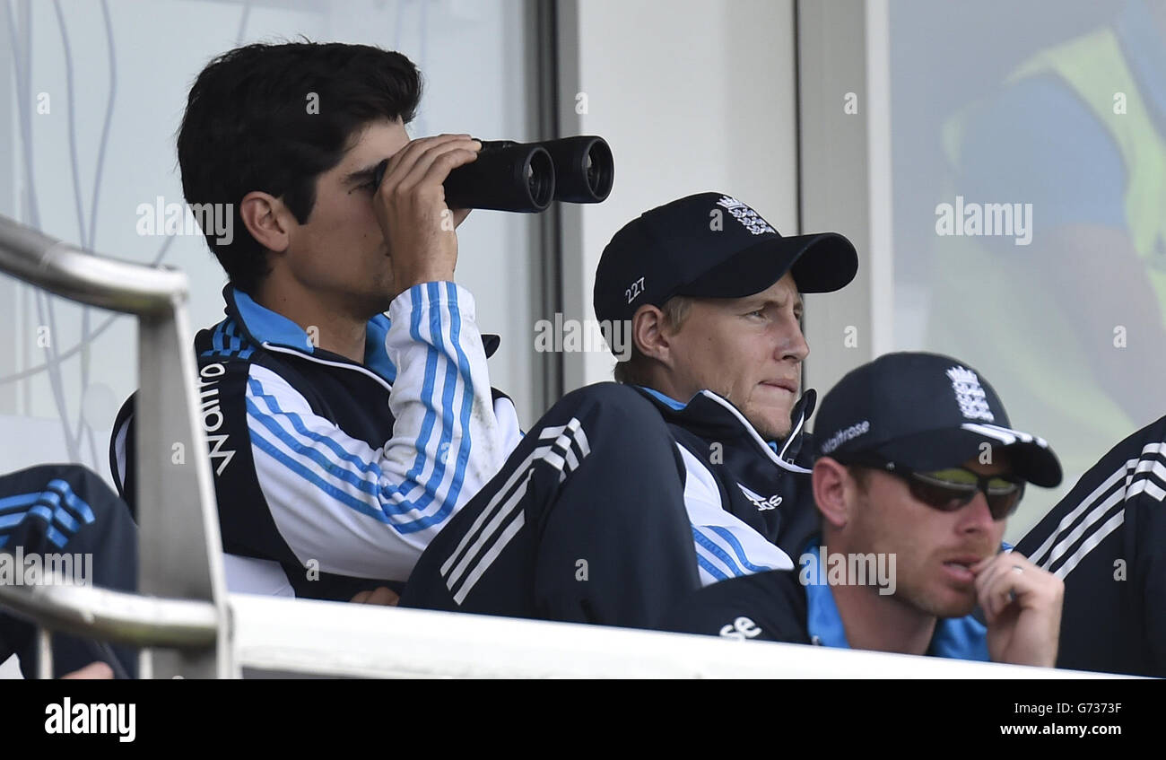 Cricket - Royal London One-Day International Series - Second One Day International - England v Sri Lanka - Emirates ICG. England's Alastair Cook watches from the stands during the second ODI at the Emirates ICG, Durham. Stock Photo