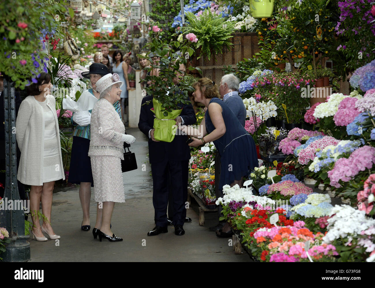 Queen elizabeth ii visit flower market marche aux fleurs hires stock photography and images Alamy