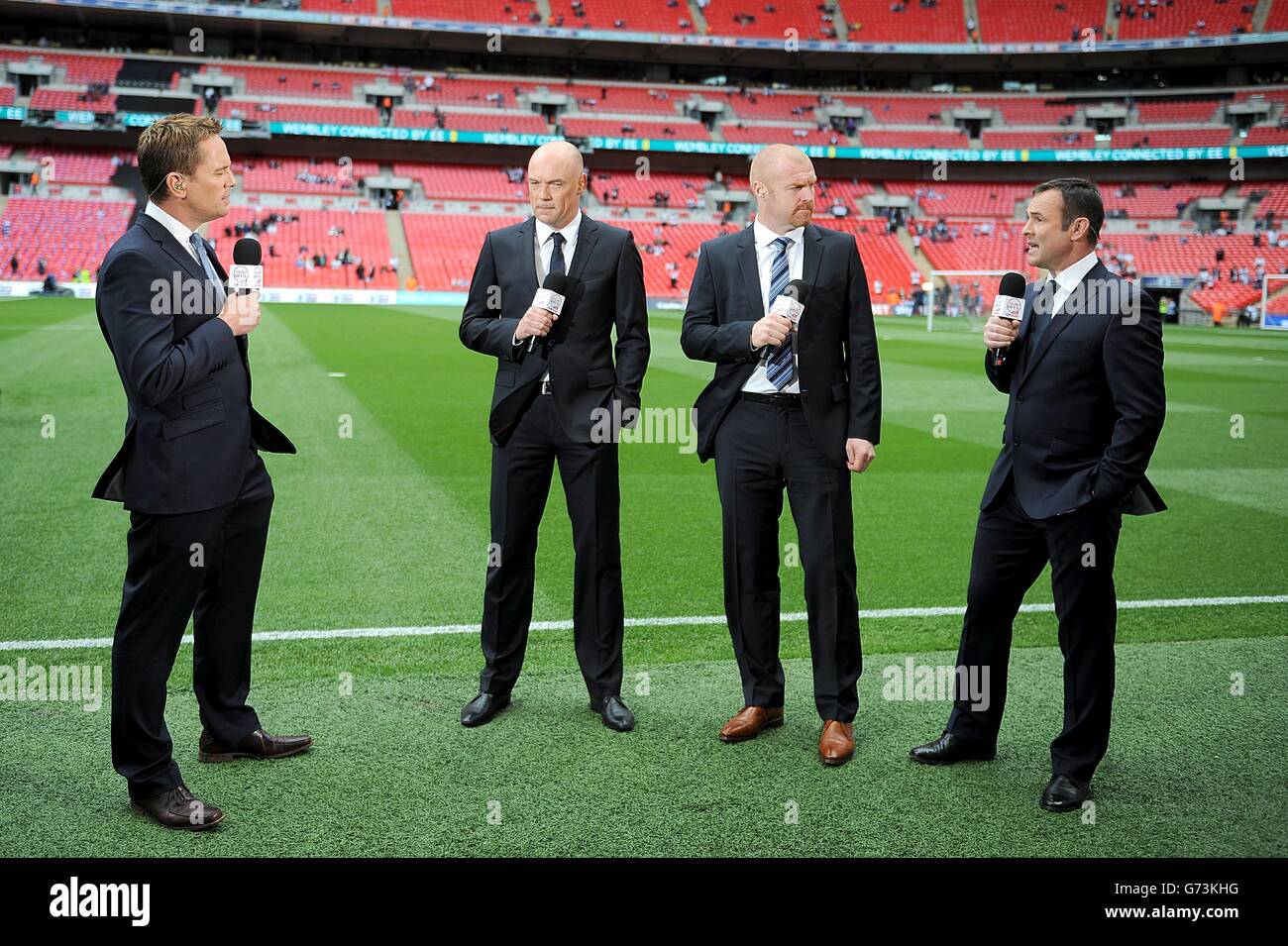 Sky Sports Pundits Simon Thomas Hi-res Stock Photography And Images - Alamy