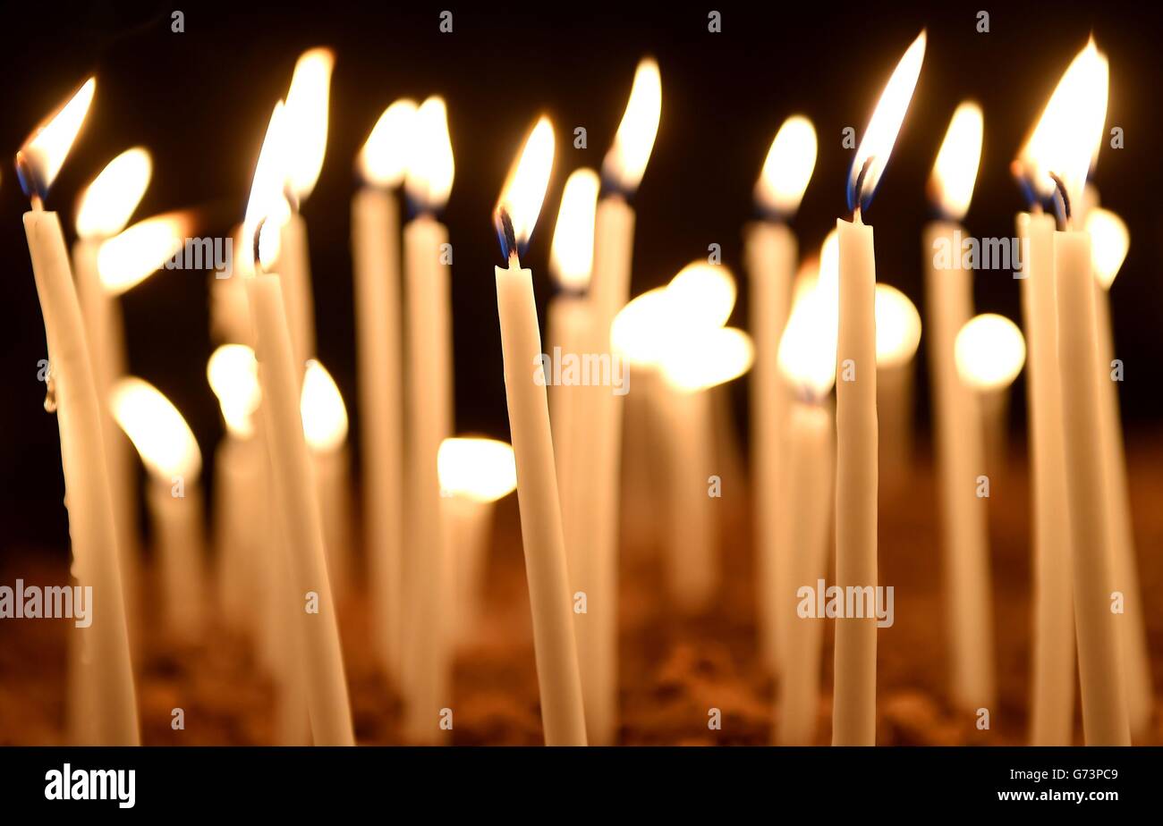 Candles burn in memory of Stephen Sutton during a two day vigil at