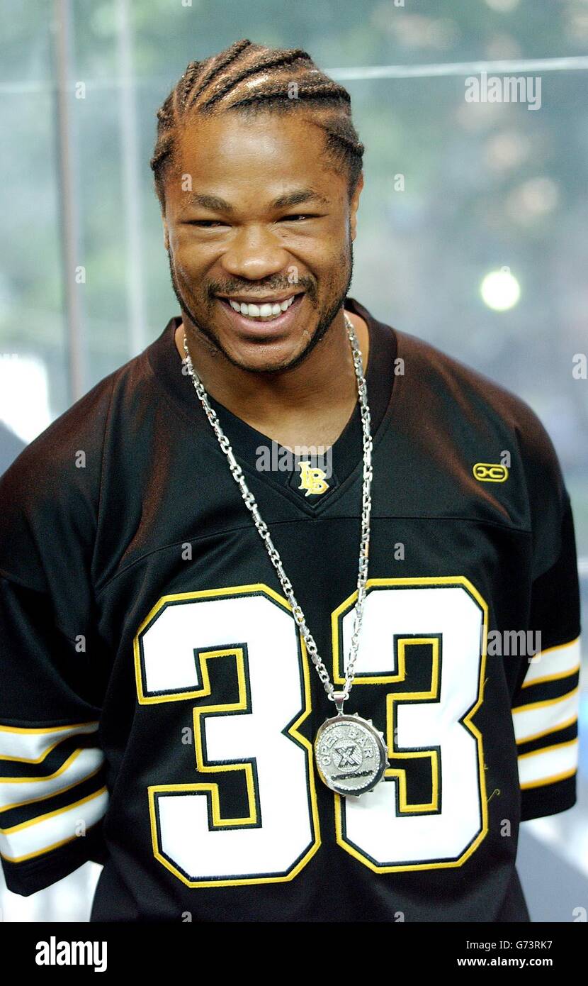Celebrity showbiz music television smiling xzibit hi-res stock
