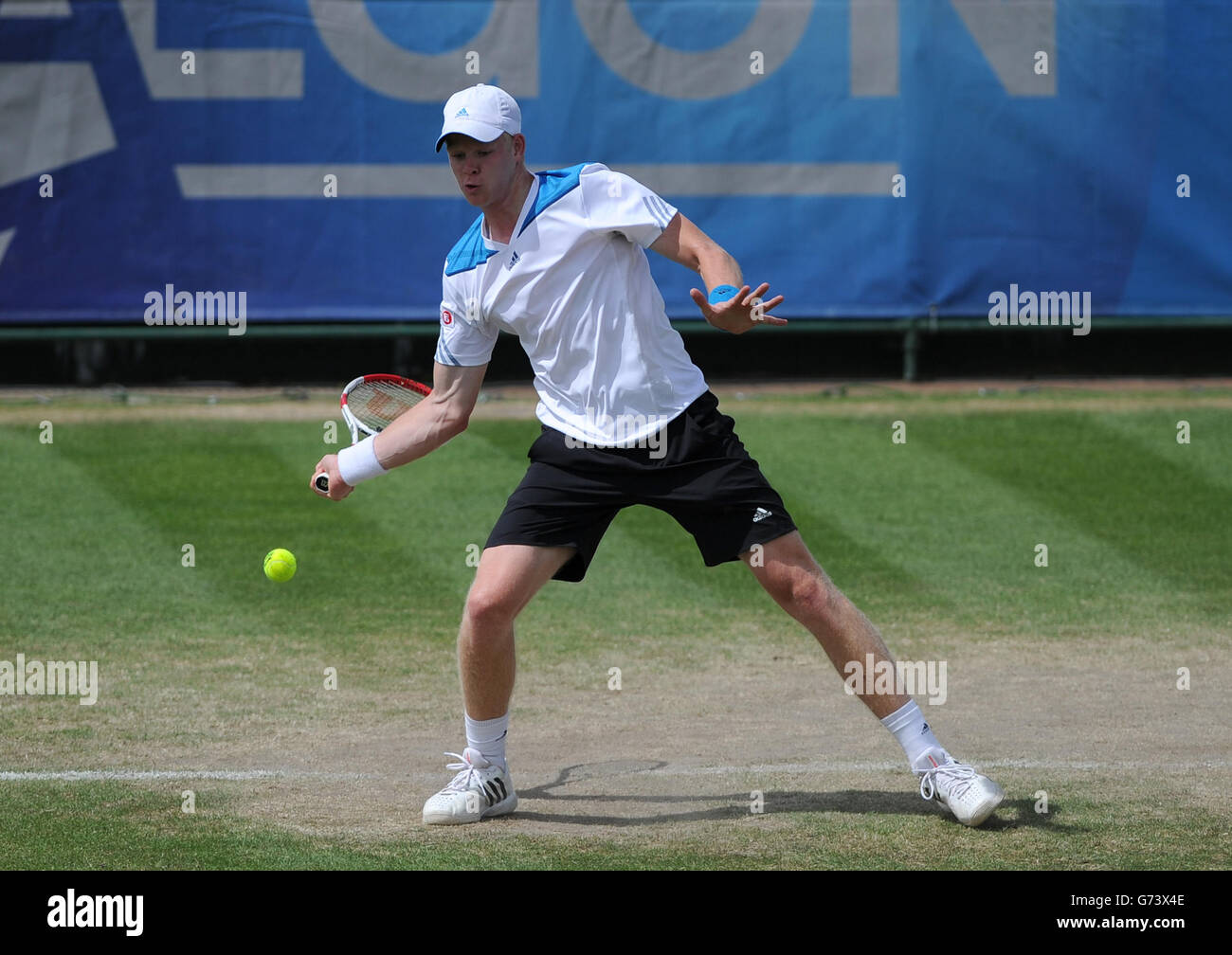 Great Britain's Kyle Edmund in action against Australia's Nick Kyrgios during the AEGON Nottingham Challenge at The Nottingham Tennis Centre, Nottingham. Stock Photo