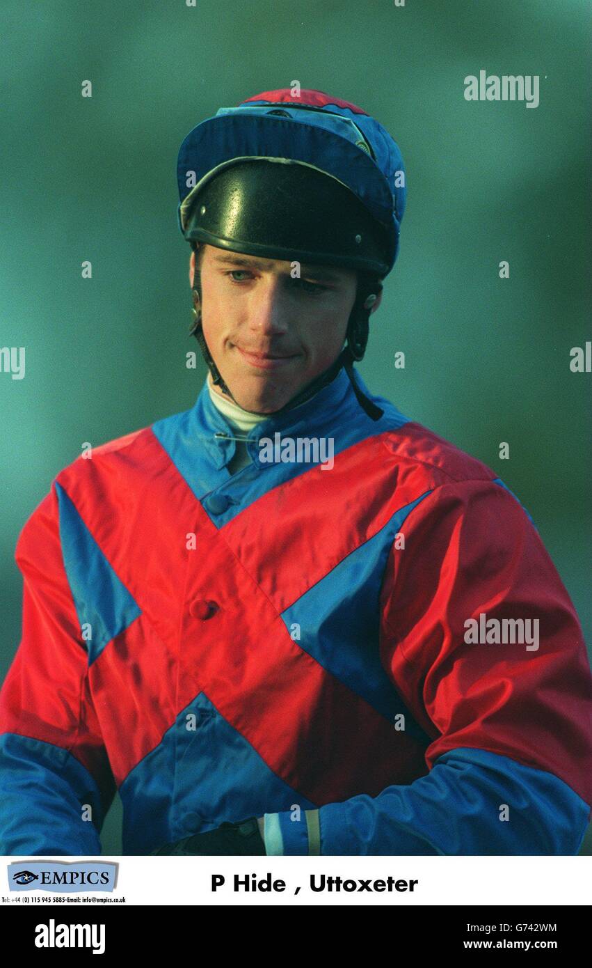 Horse Racing Uttoxeter Stock Photo Alamy