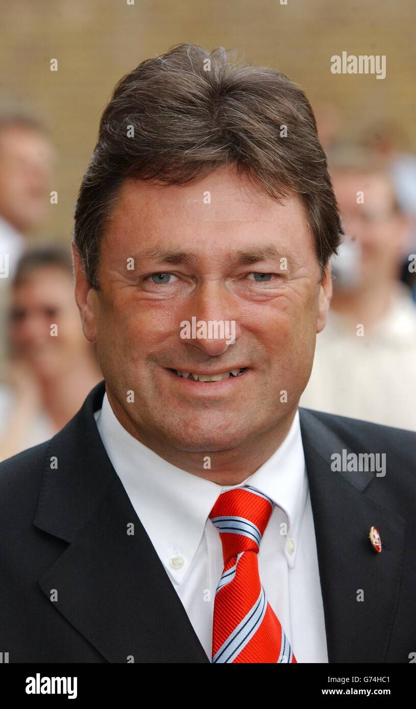TV gardener Alan Titchmarsh arrives for The Prince's Trust reception
