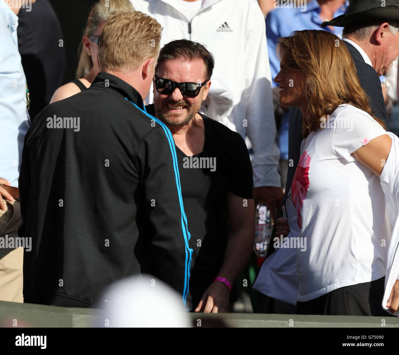 Ricky Gervais in the players box for Andy Murray's match during day five of  the Wimbledon Championships at the All England Lawn Tennis and Croquet  Club, Wimbledon Stock Photo - Alamy