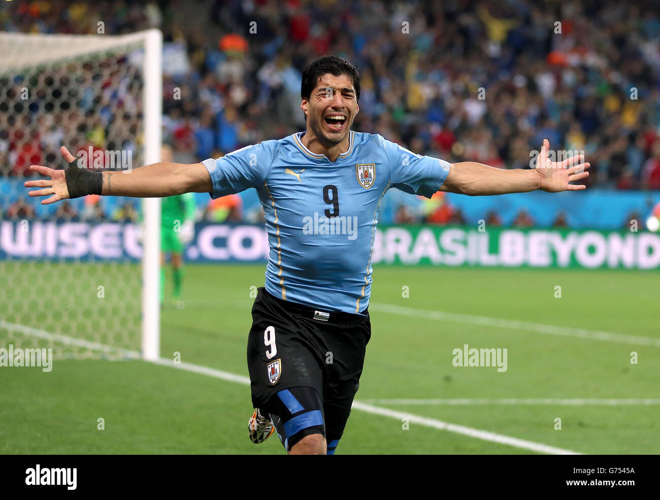 Uruguay's Luis Suarez celebrates scoring his side's second goal Stock Photo
