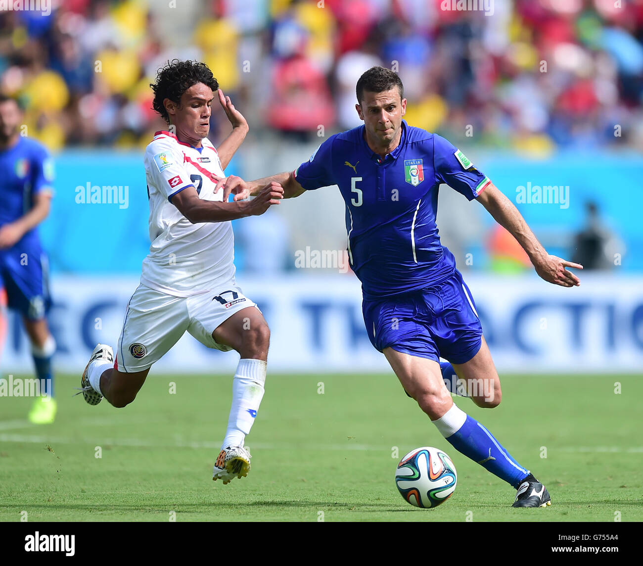 Italy's Thiago Motta (right) and Costa Rica's Yeltsin Tejeda battle for the ball Stock Photo