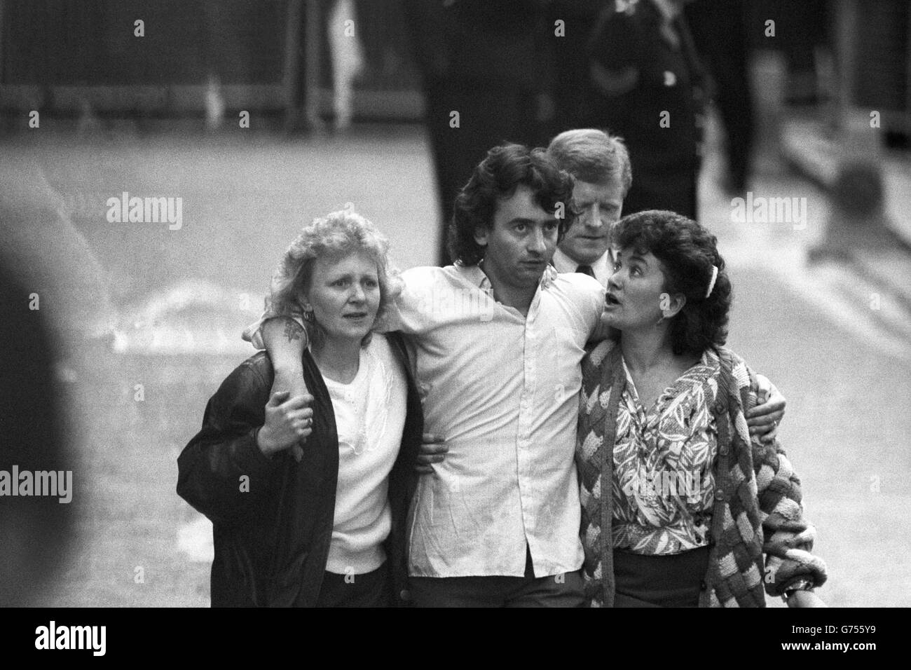 Gerard Conlon, the first of the Guildford Four to be freed, with his sisters Bridie Brennan and Ann McKernan outside the Old Bailey. Stock Photo