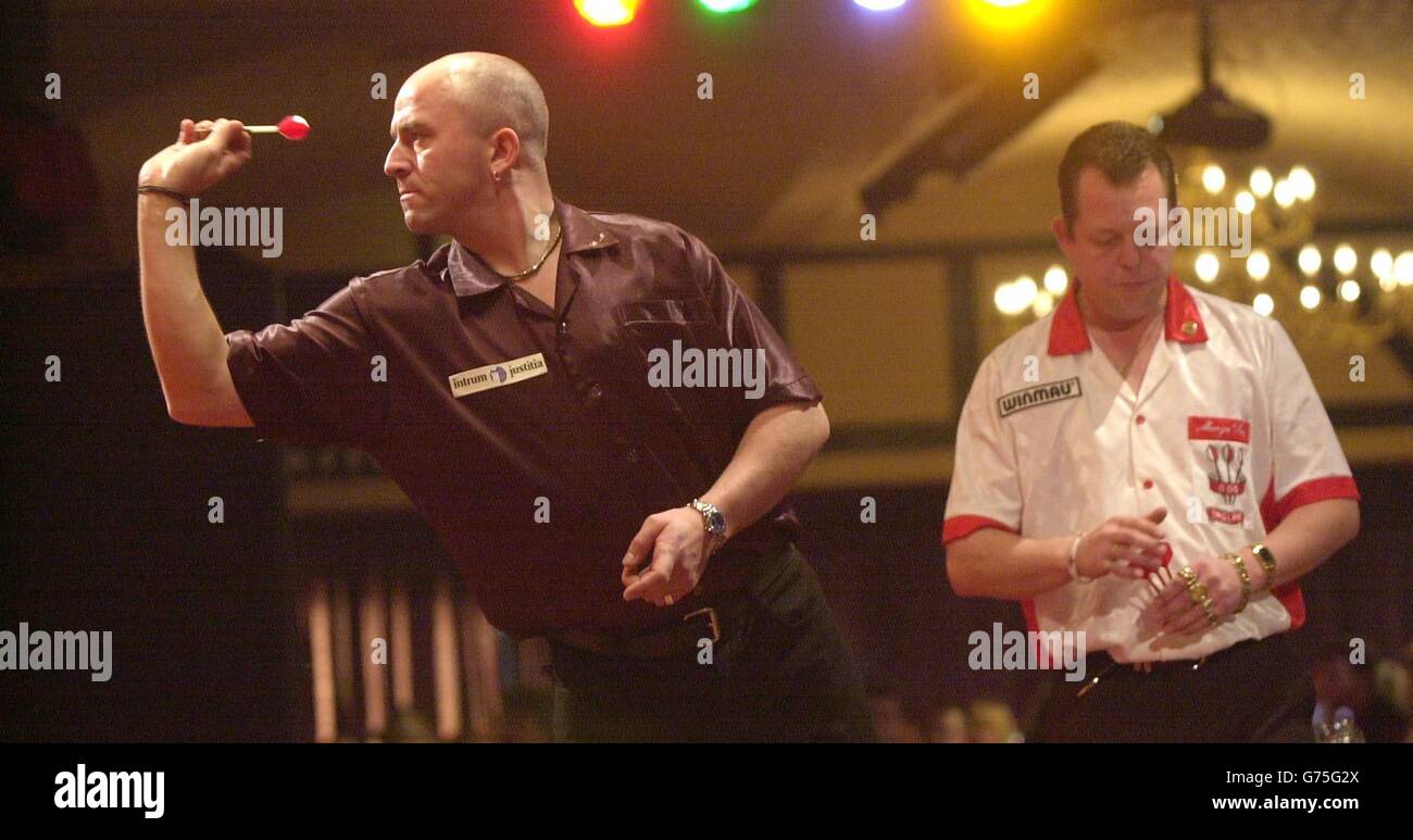 Darts embassy world darts championships final frimley green hires