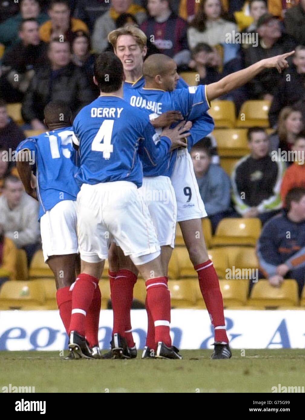 Portsmouth celebrate after Peter Crouch (number 9) scores in the ...