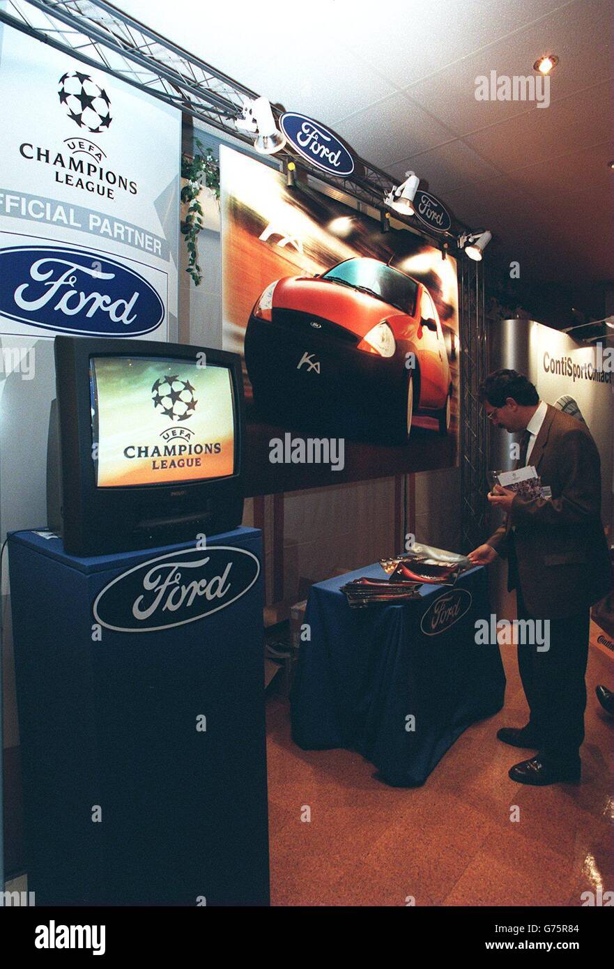 Soccer ... UEFA Champions League ... Atletico Madrid v Borussia Dortmund.  Ford Promotion, Television Stock Photo - Alamy