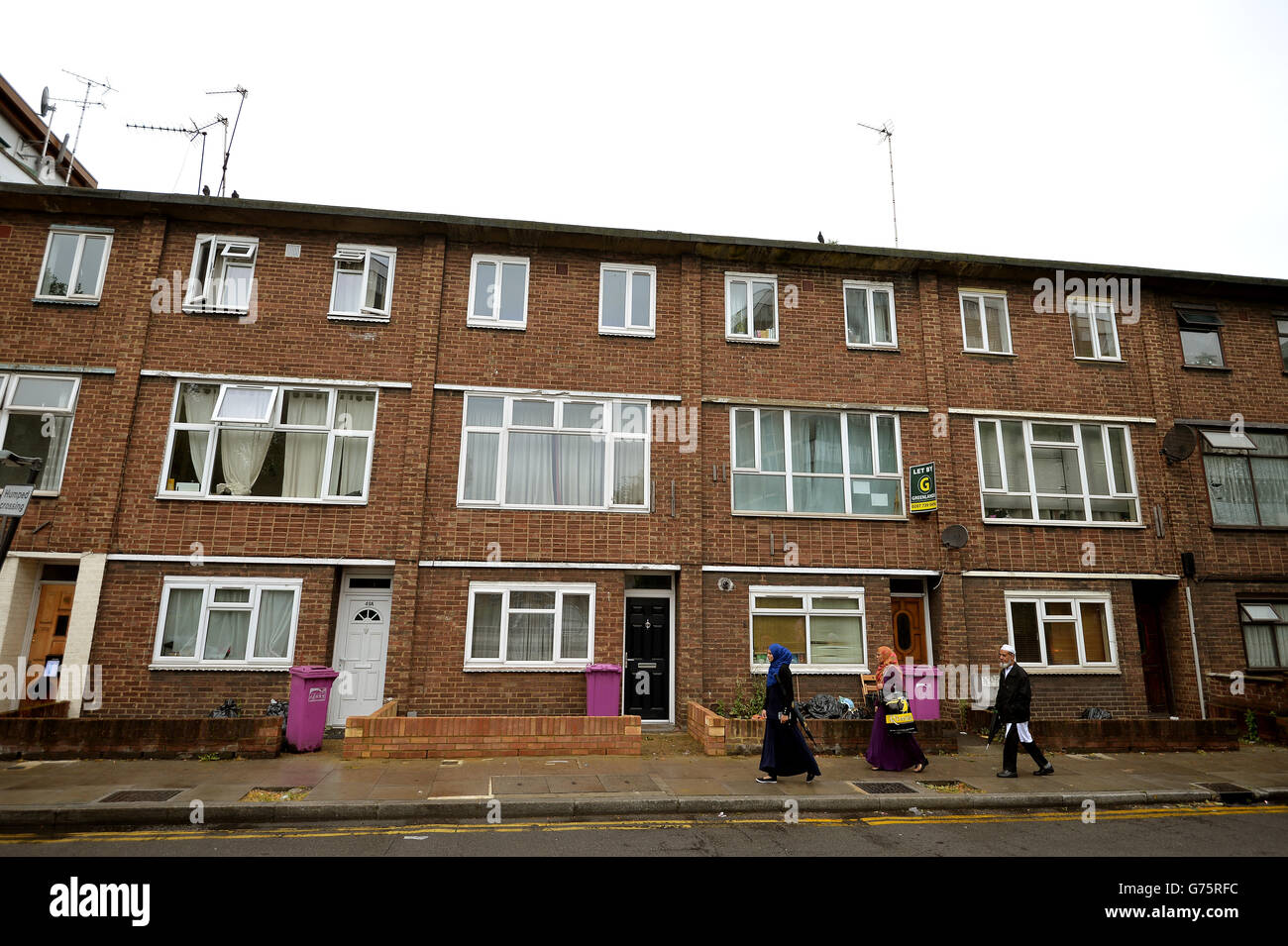 A block of council flats in bethnal green hires stock photography and