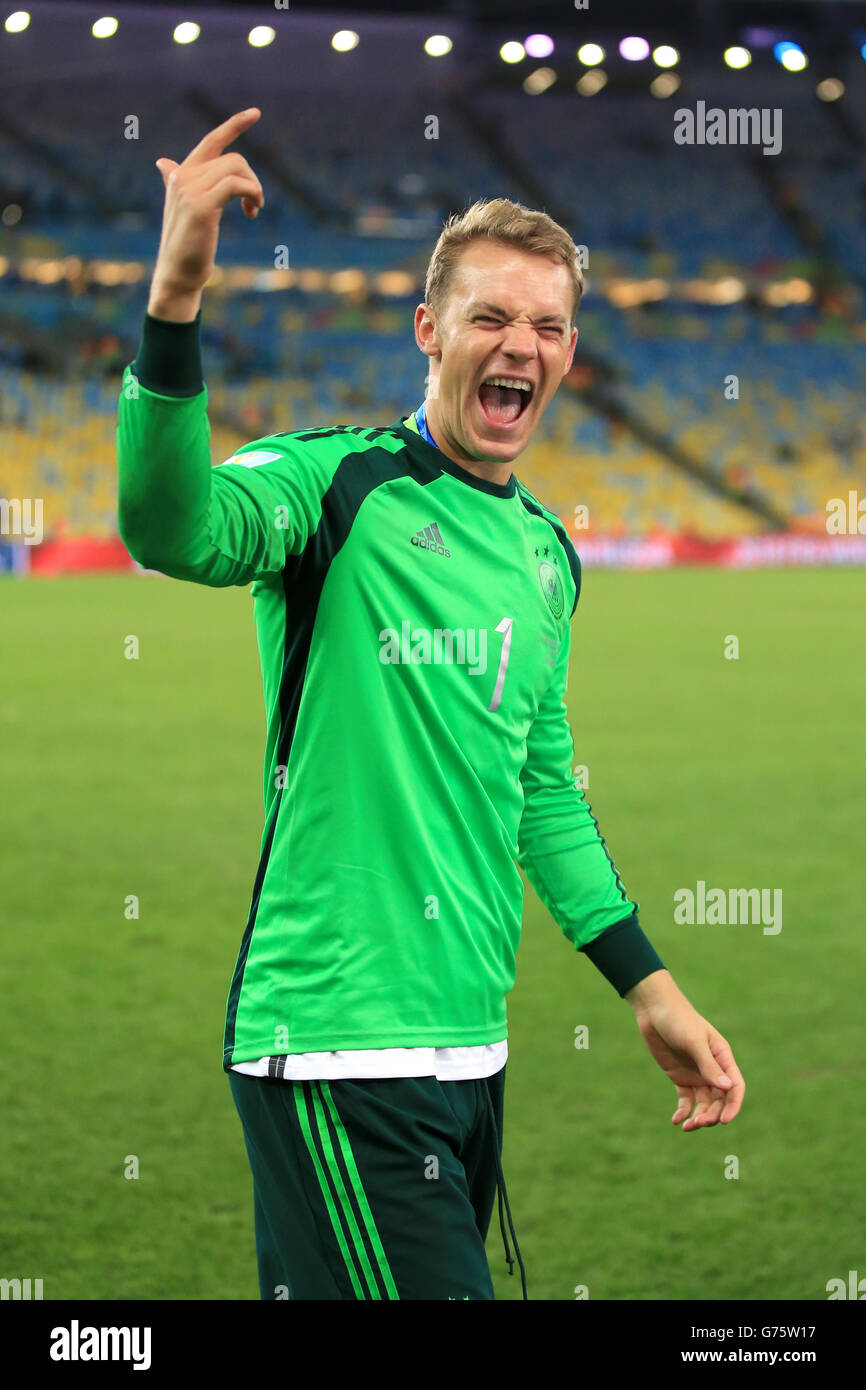 Soccer - FIFA World Cup 2014 - Final - Germany v Argentina - Estadio do Maracana. Germany goalkeeper Manuel Neuer celebrates on the pitch after lifting the FIFA World Cup 2014 Trophy Stock Photo