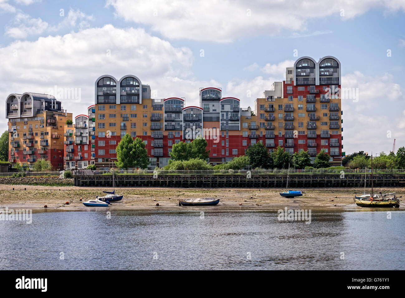 Greenwich Peninsula, London. Modern luxury newbuild riverside