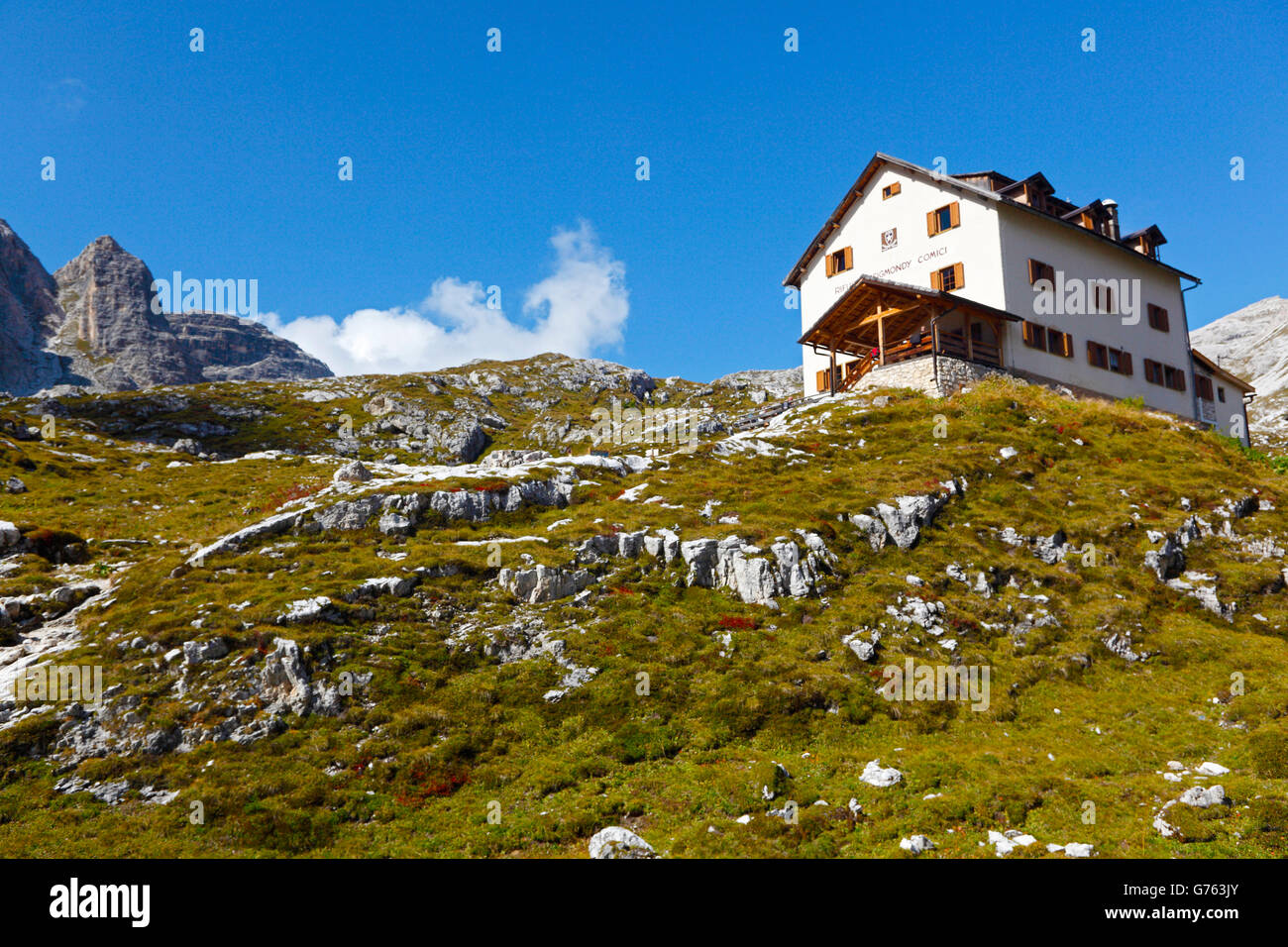 Rifugio Zsigmondy, Comici, Croda Rossa, Fischleintal, Sextner Dolomiten, South Tyrol, Dolomites, Italy Stock Photo