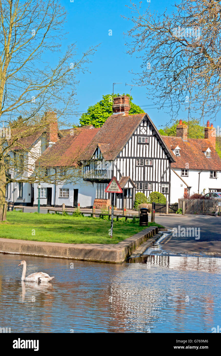 Eynsford, Kent, House by River Darenth Stock Photo Alamy