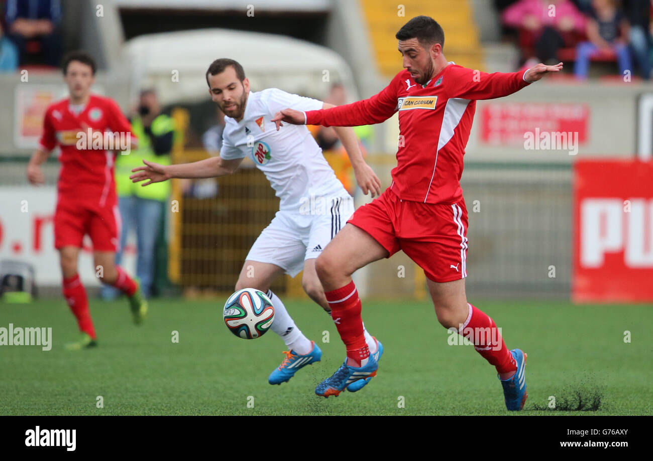 Cliftonville's Joe Gormley (right) and Debrecen's Selim Bouadla in