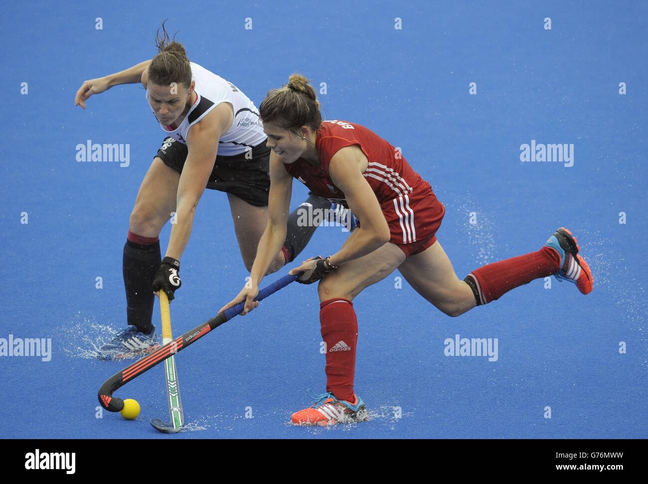 Hockey - Investec London Cup 2014 - Day Two - Wales v Scotland - Lee Valley Hockey and Tennis Centre Stock Photo