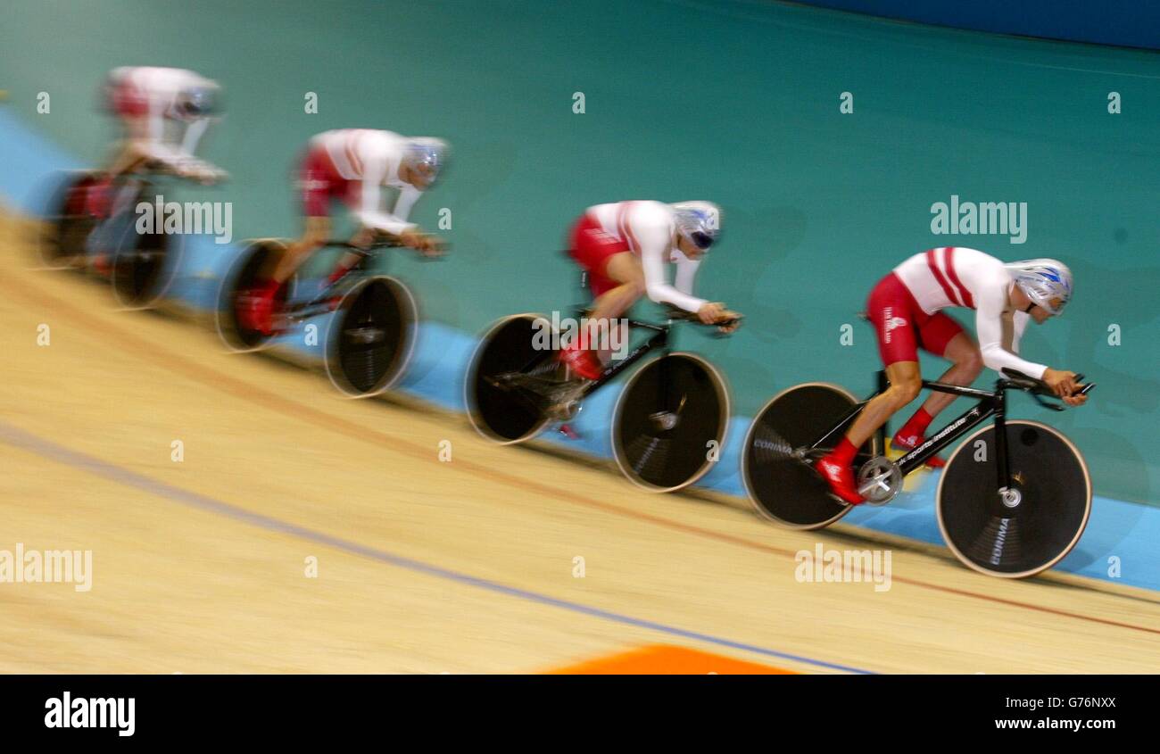 The English Mens 4000 metre pursuit team on route to a Silver Medal after being beaten by Australia in the final at the Commonwealth Games in Manchester. Stock Photo