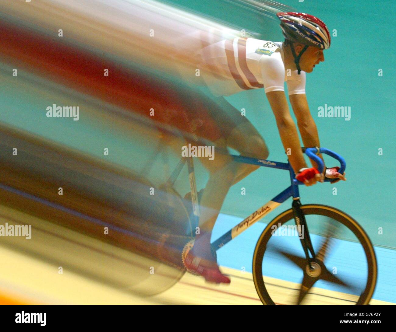 England's Steve Cummings during the men's 20 km scratch race at the Commonwealth Games in Manchester. Stock Photo