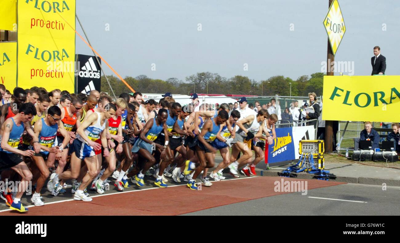 London Marathon Start Stock Photo Alamy