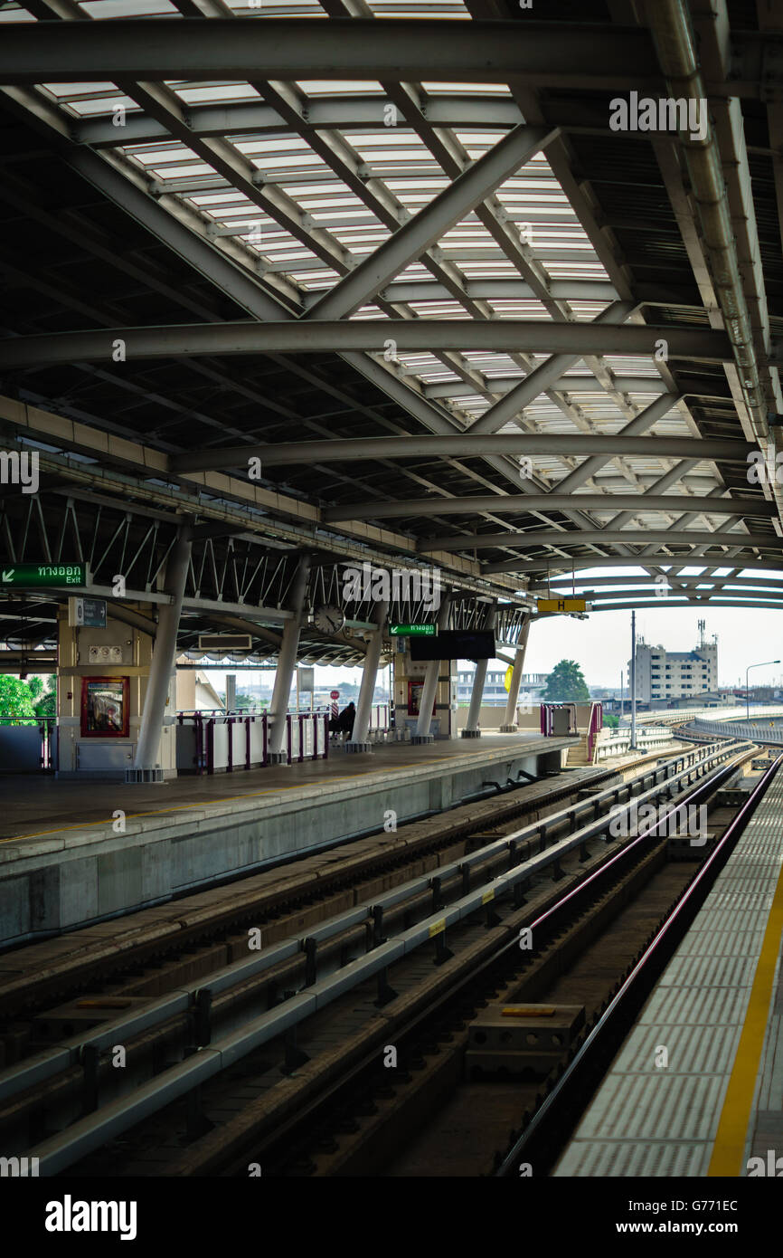 Bts Skytrain Platform Hi Res Stock Photography And Images Alamy Bts Skytrain Platform Hi Res Stock Photography And Images Alamy